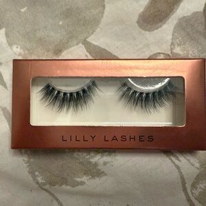 Lilly Lashes Dramatic Black False Eyelashes